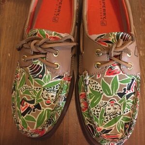 🎶SOLD🎶. NIB Sperry top-sider loafer